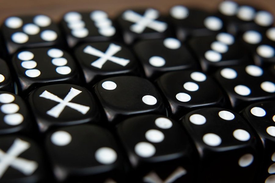 ストライクのダイス
